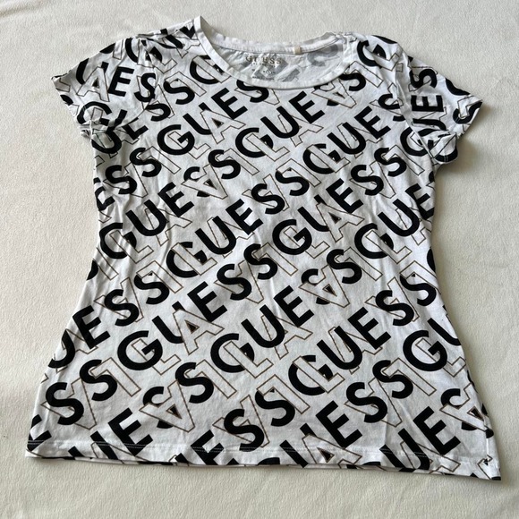 Guess Tops - Guess white & black logo tee with repeating 'GUESS' 'LA' text  Women's cotton